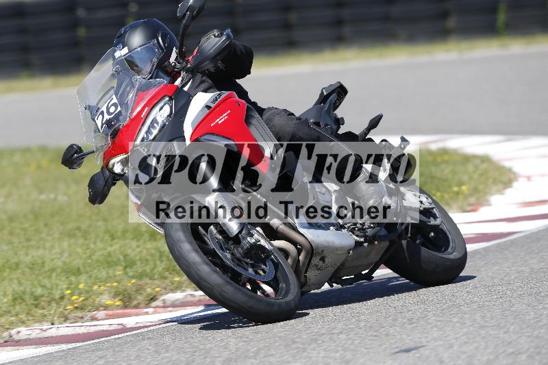 /Archiv-2025/48 25.08.2025 Cornu Master School ADR/blau-bleu/26